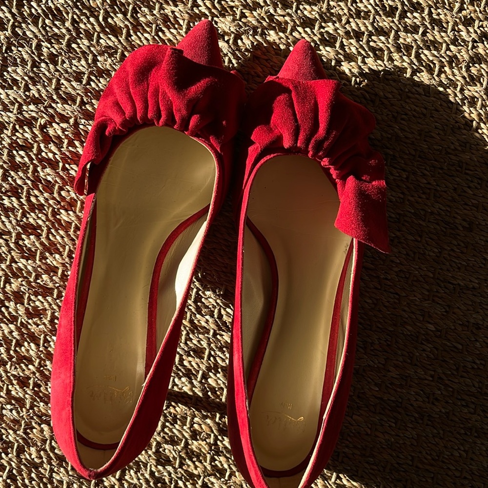 Butter Vero Cuoio red suede pumps kitten heel size 9
